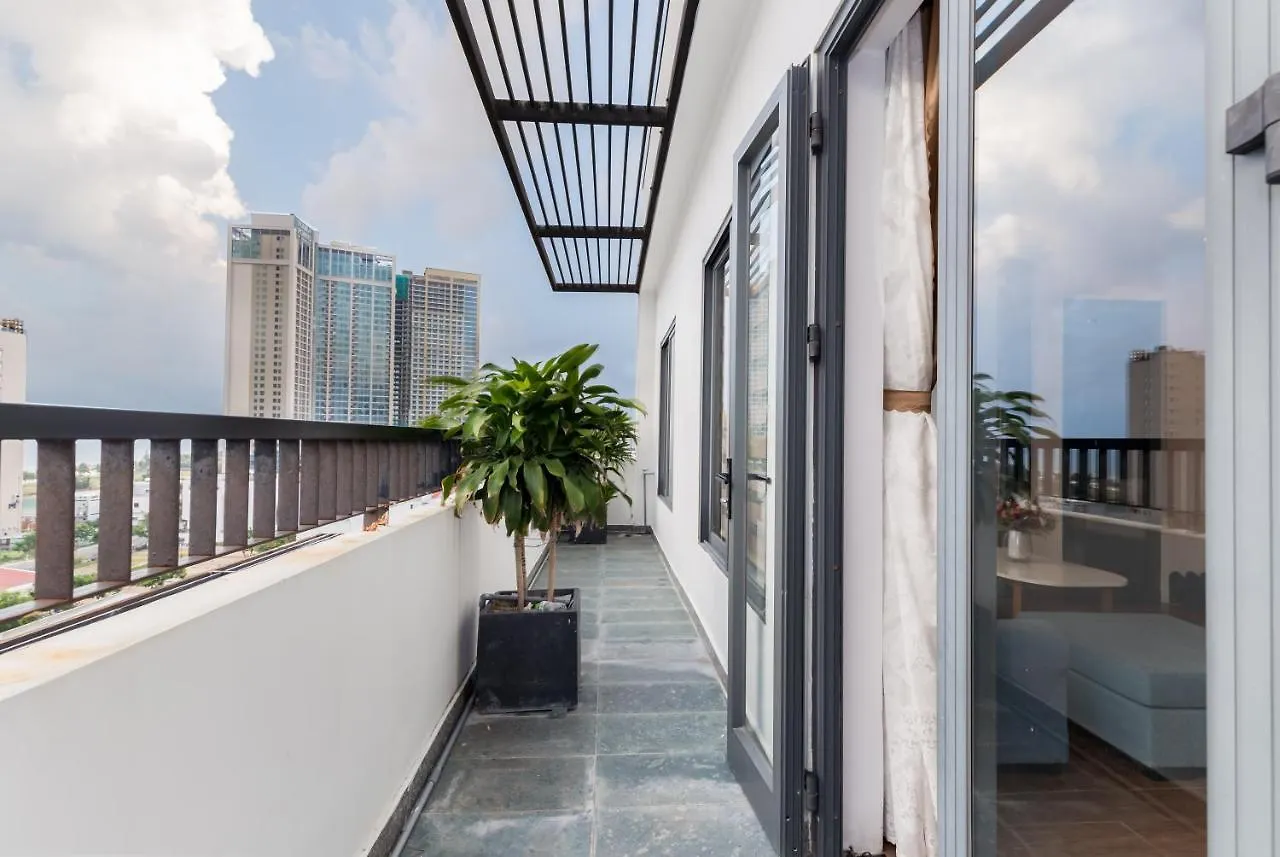 Smeraldo Hotel & Apartment Da Nang