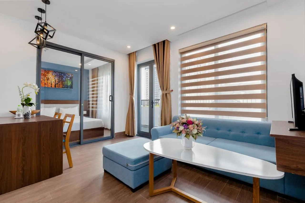 Smeraldo Hotel & Apartment Da Nang 4*,