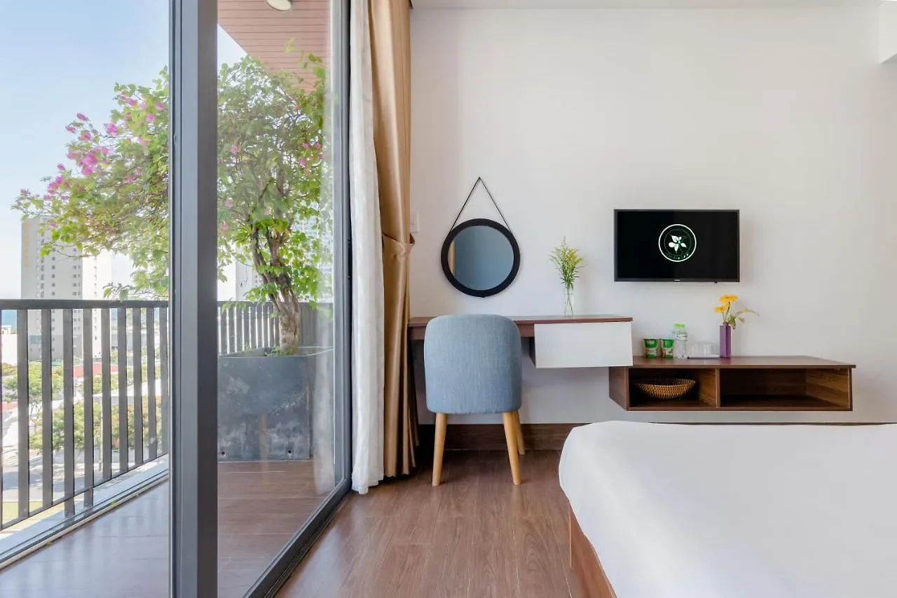 Smeraldo Hotel & Apartment Da Nang